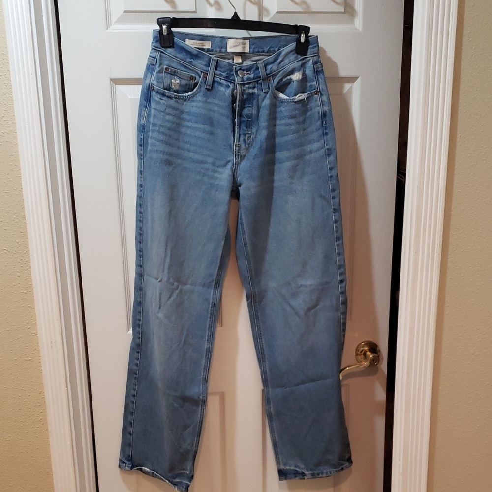 Universal Thread Light Blue 90s Baggy Mid Rise Jean.  Size 4